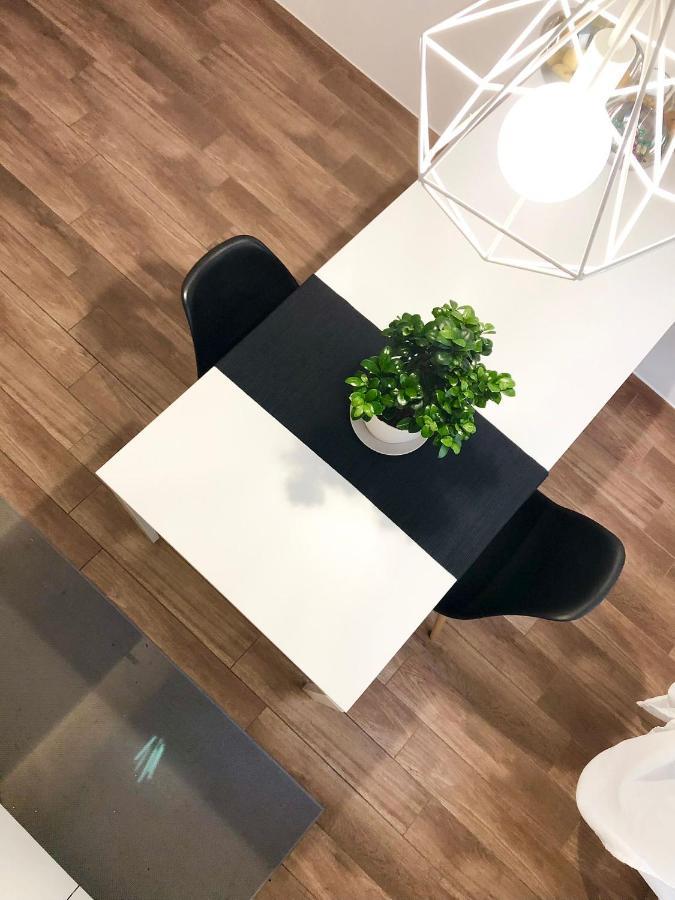 Italien Chic, Camera Con Bagni Condivisi Bari Kültér fotó